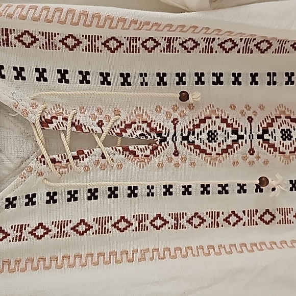 Men's Shirt - Picture 3 of 7